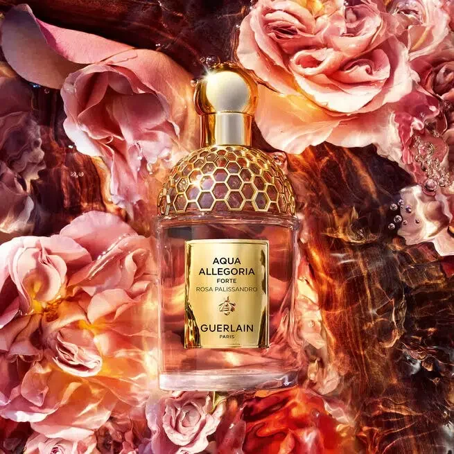 Rosa Palissandro Forte – Eau de Parfum Rosa Palissandro Forte – Eau de Parfum